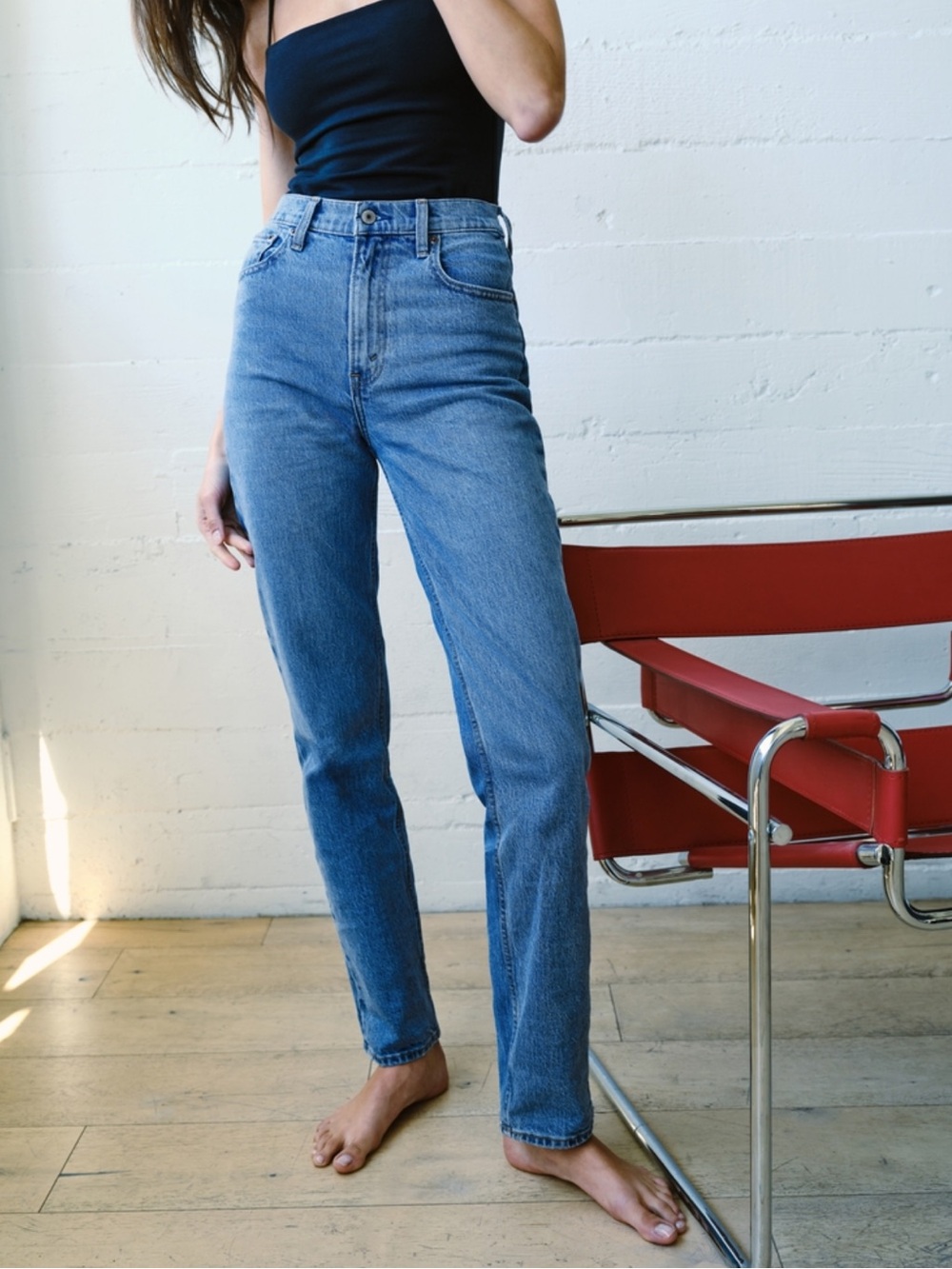 NWT Abercrombie 90s Straight Ultra High Rise Jeans 33L
